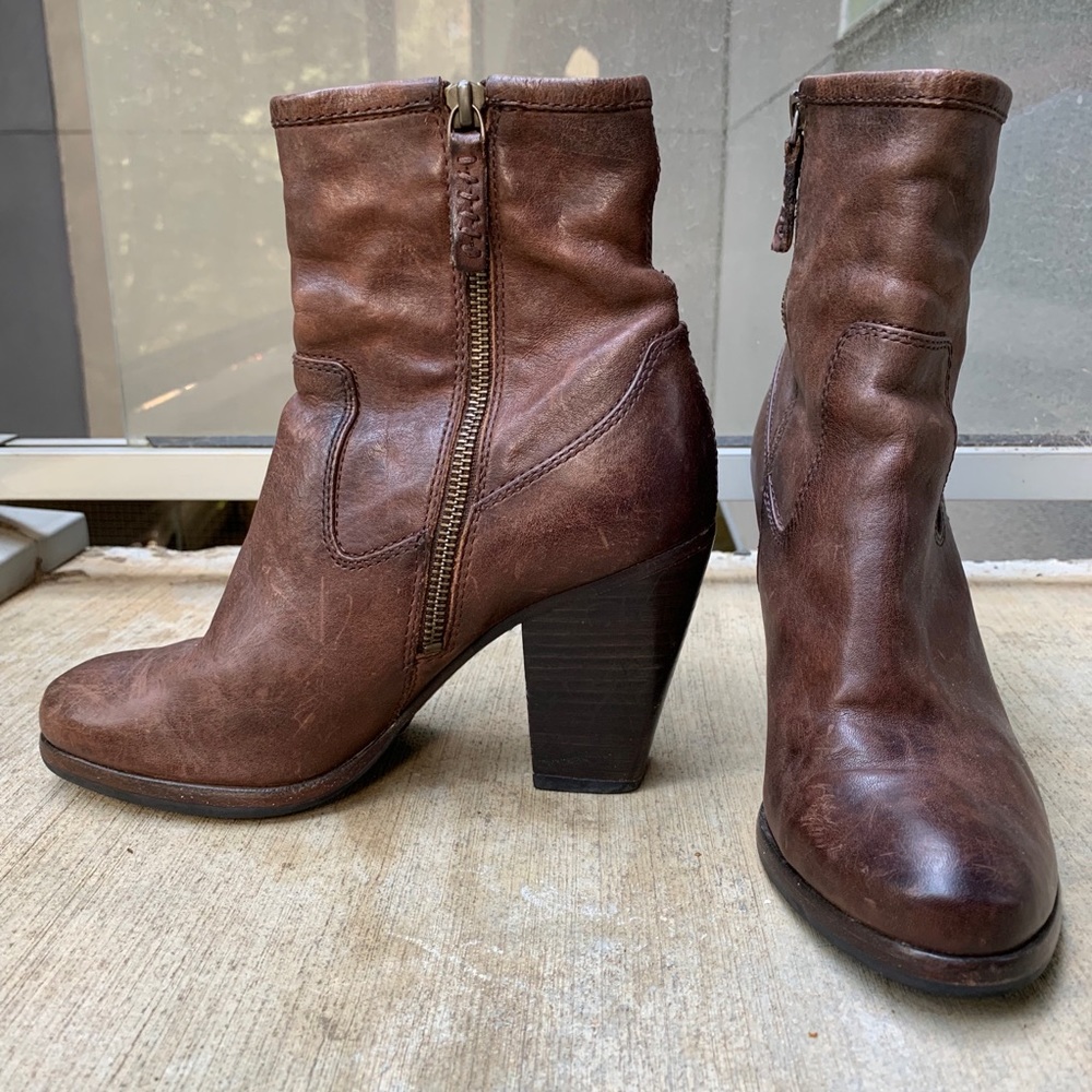 Frye Patty Artisan Zip Bootie